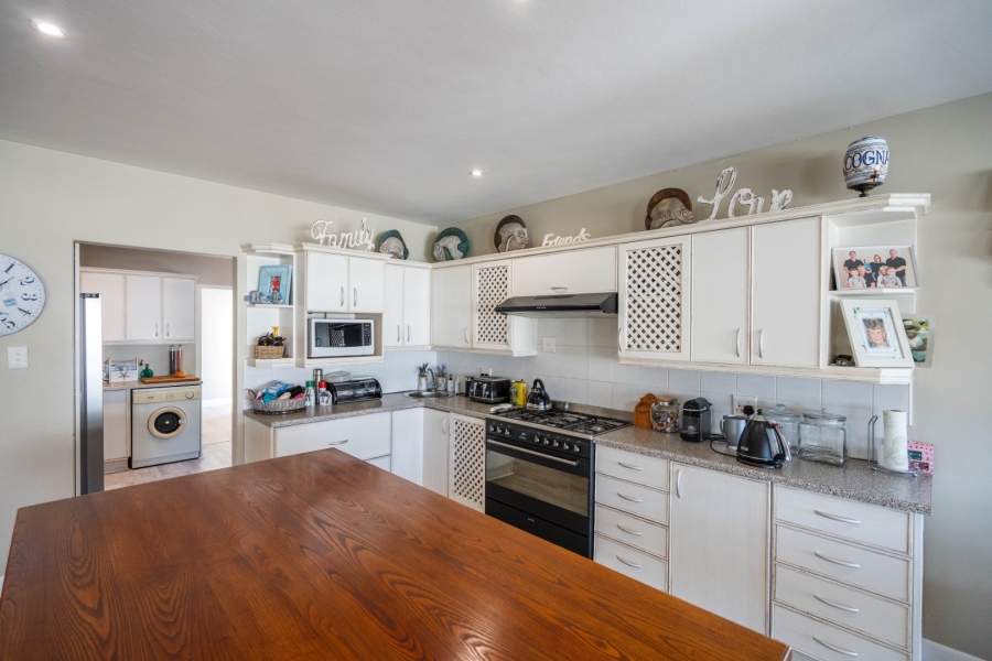 7 Bedroom Property for Sale in Royal Alfred Marina Eastern Cape